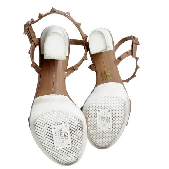 Valentino Rockstud Nude Patent Leather Block Heel Sandals 38.5 Designer Shoes - Picture 5 of 6